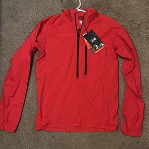 Mountain hardwear Kor pullover NWT